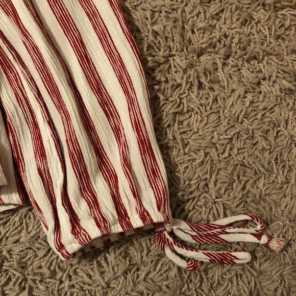 Charlotte Russe Off The Shoulder Top - Picture 3 of 3